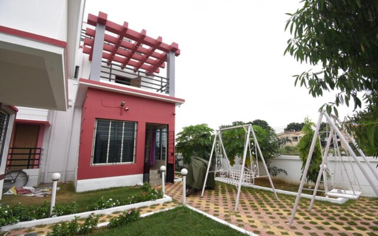STAYMAKER Hotel Sannidhyo Shānti Niketan Exterior foto